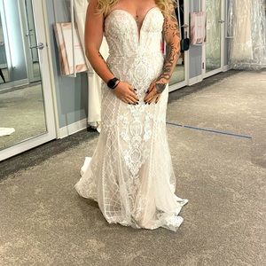 Never worn, never altered wedding dress